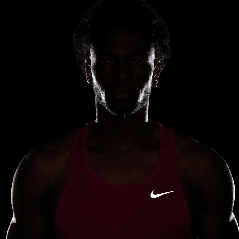 Мъжка тениска за бягане Nike Fast Dri-Fit fusion red 4