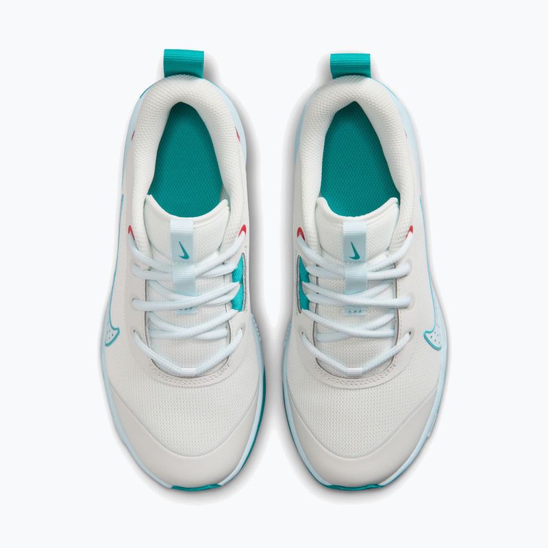 Обувки Nike Omni Multi-Court off white/energy/glacier blue 13
