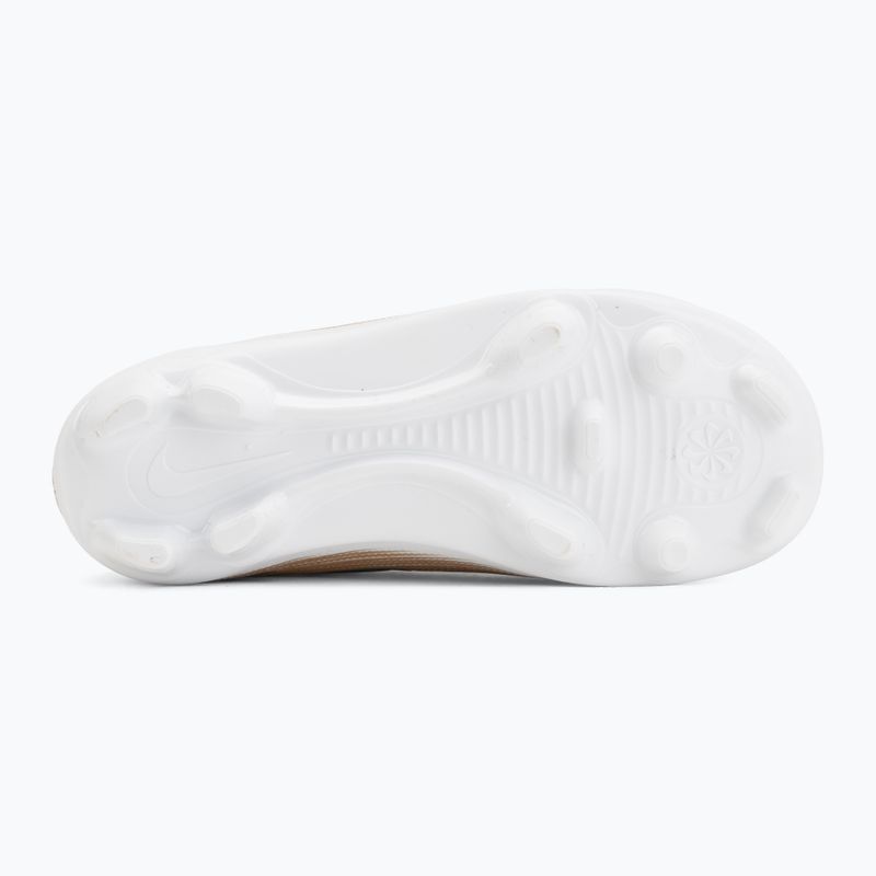 Детски футболни обувки Nike Jr. Mercurial Superfly 11 Club "Kylian Mbappé" metallic gold/green glow 4