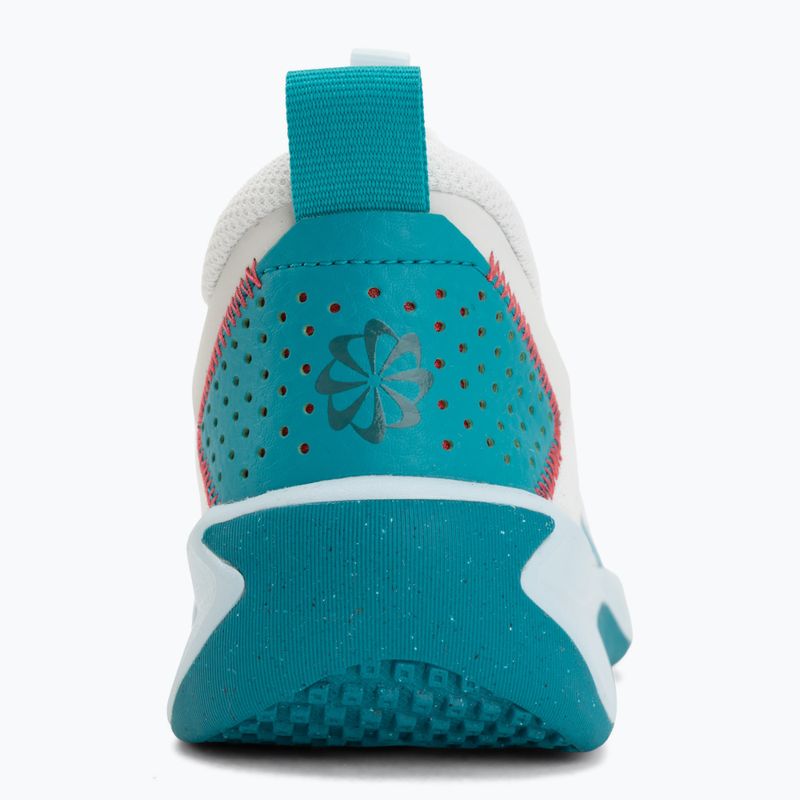 Обувки Nike Omni Multi-Court off white/energy/glacier blue 6