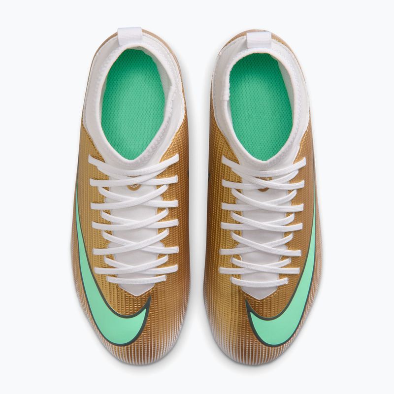 Детски футболни обувки Nike Jr. Mercurial Superfly 11 Club "Kylian Mbappé" metallic gold/green glow 4