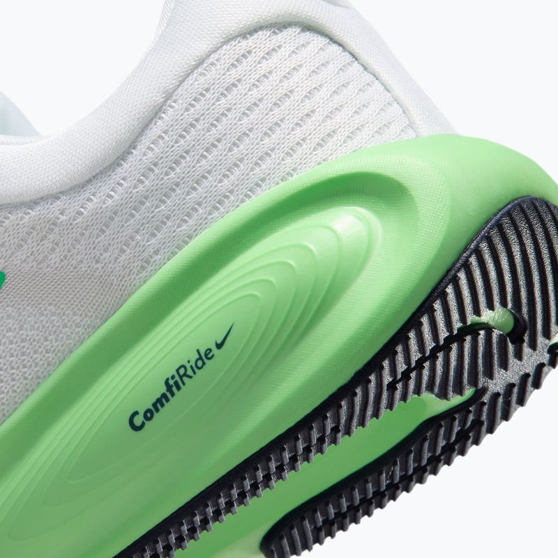 Детски обувки за бягане Nike Stellar Ride white/photon dust/illusion green 6