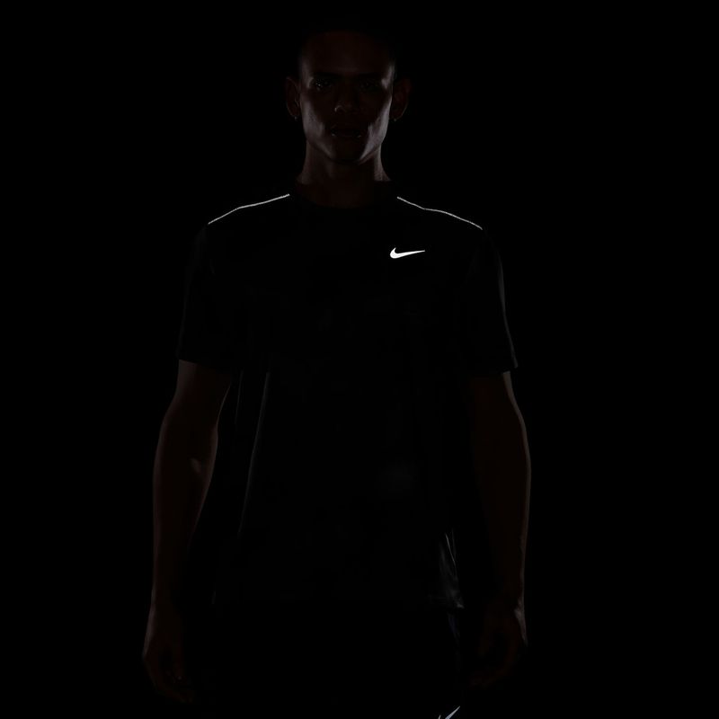 Мъжка тениска за бягане Nike Miler black 4