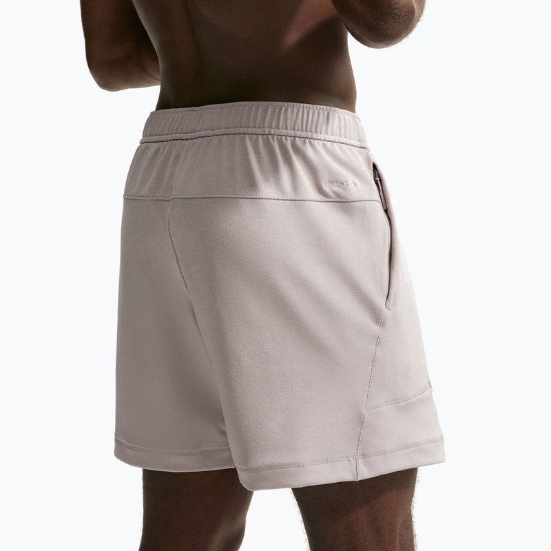 Мъжки тренировъчни шорти Nike Primary NanoKnit moon particle/college grey/moon particle 4