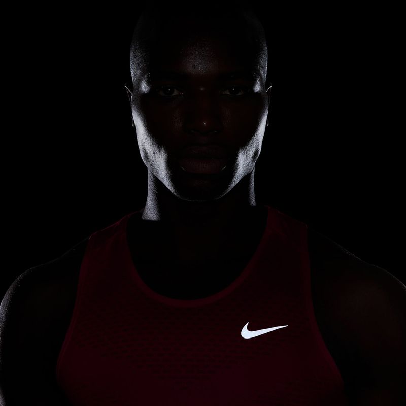 Мъжка тениска за бягане Nike Stride tough red 4
