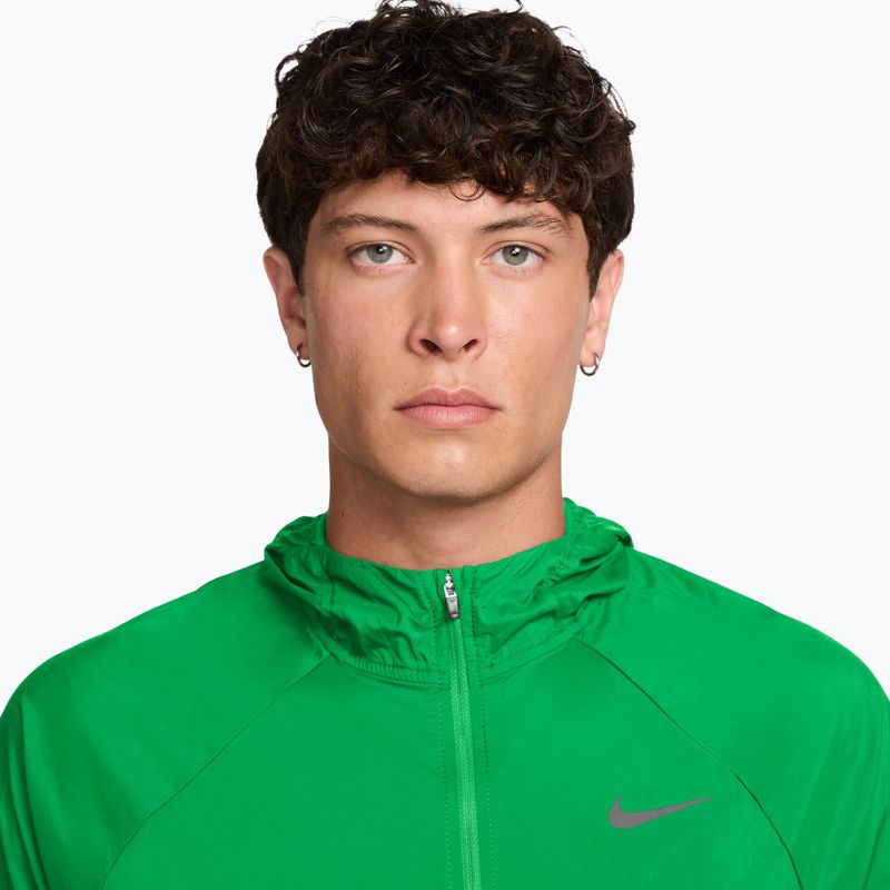 Мъжко яке за бягане Nike Stride green spark 3