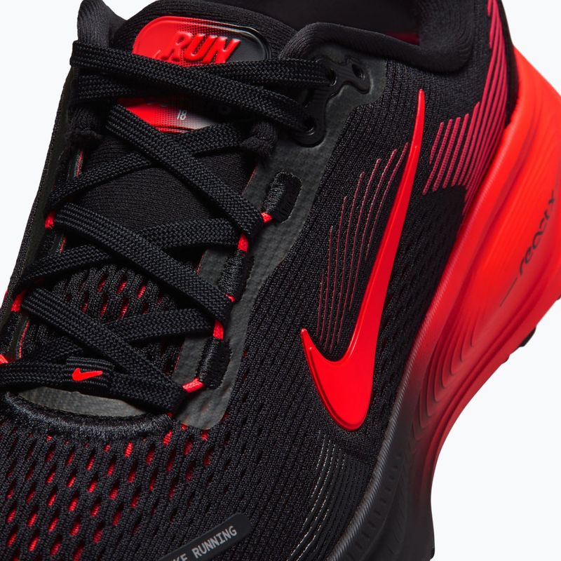 Маратонки за бягане Nike Vomero 18 черно/университетско червено/ярко карминено 5