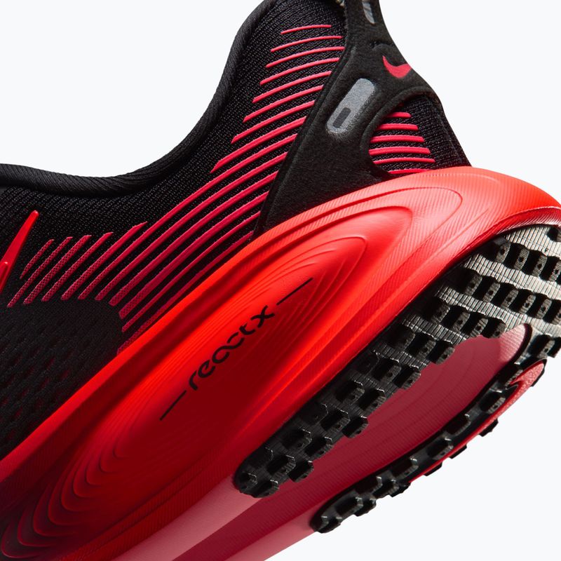 Маратонки за бягане Nike Vomero 18 черно/университетско червено/ярко карминено 6