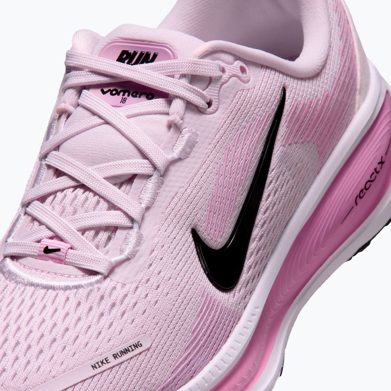 Маратонки за бягане Nike Vomero 18 изсветлен лилав/светло магента/черен 11