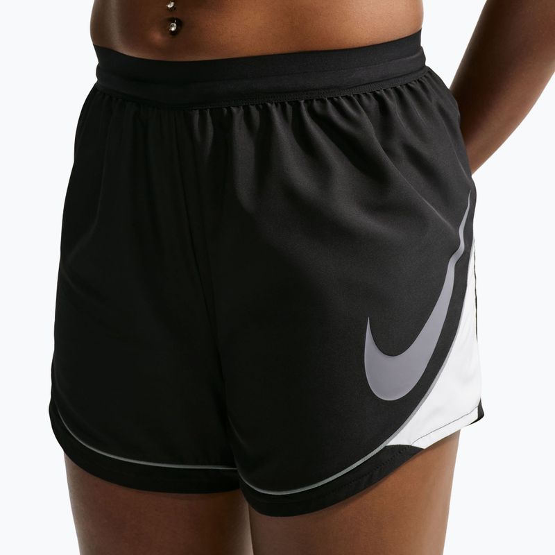 Дамски шорти за бягане Nike Tempo Dri-Fit Unlined black/white/cool grey 4