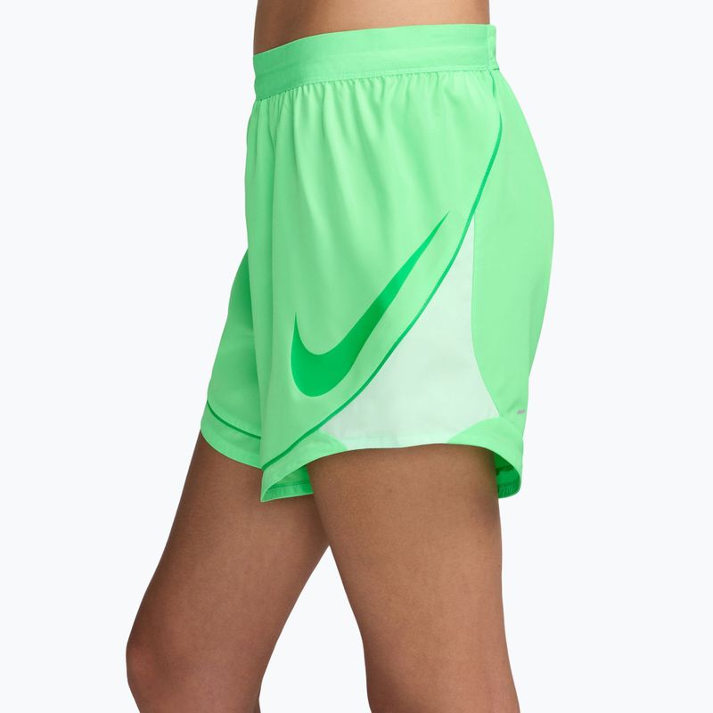 Дамски шорти за бягане Nike Tempo Dri-Fit Unlined illusion green/barely green/green spark 3