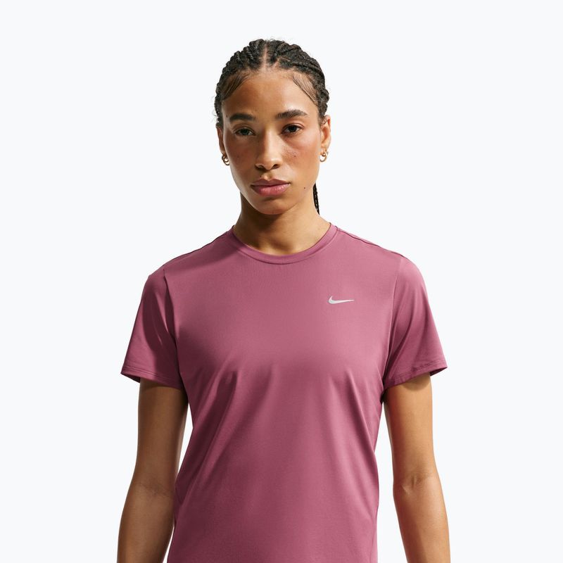Дамска тениска за бягане Nike Swift Dri-Fit pink smoke 4