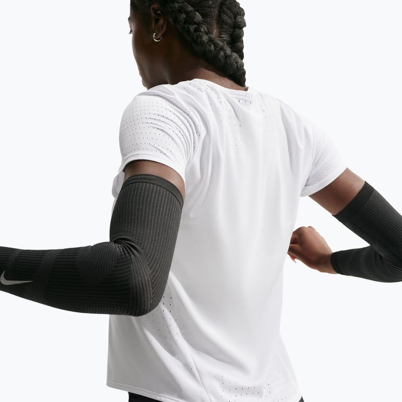 Дамска тениска за бягане Nike AeroSwift white/black 6