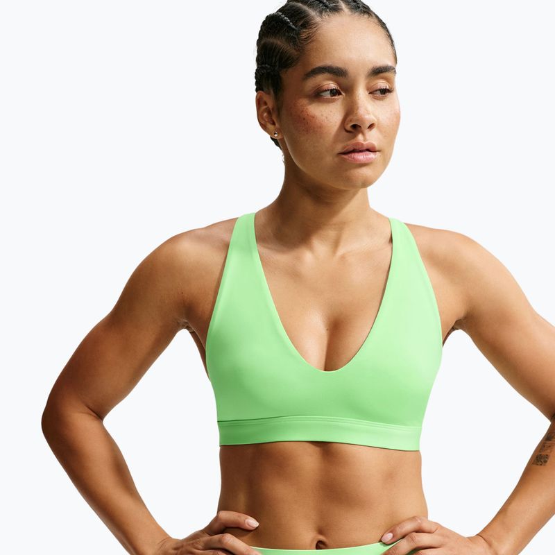 Спортен сутиен Nike Indy Strappy illusion green/black