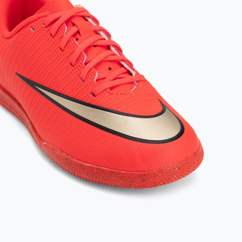 Детски футболни обувки Nike Jr. Mercurial Vapor 17 Club bright crimson/blur 7