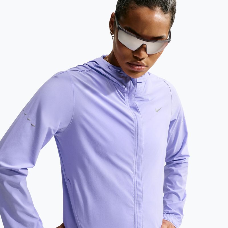 Дамско яке за бягане Nike Swift Repel Packable purple pulse 8
