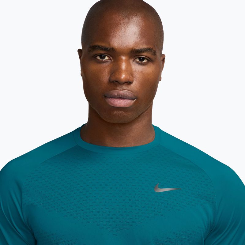 Мъжка тениска за бягане Nike Stride ADV bright spruce 3