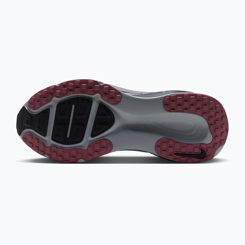 Дамски обувки за бягане Nike Vomero 18 vast grey/metallic silver/black 4