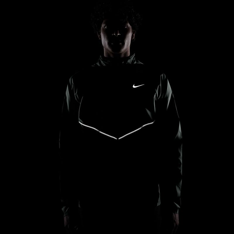 Мъжко яке за бягане Nike Miler Repel UV camo green/camo green 7