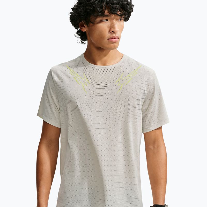 Мъжка тениска за бягане Nike AeroSwift Dri-Fit ADV light bone 4