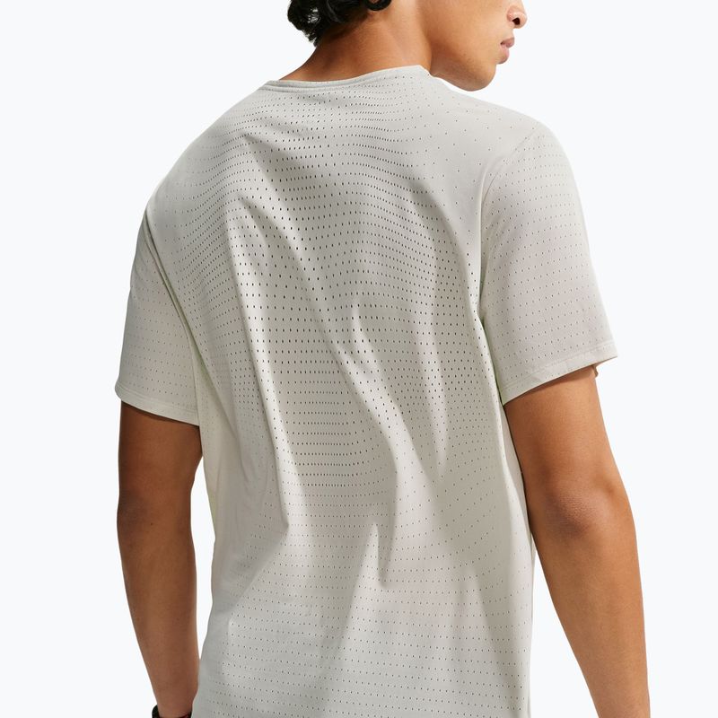 Мъжка тениска за бягане Nike AeroSwift Dri-Fit ADV light bone 6