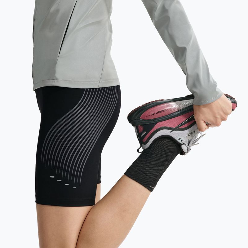 Дамски шорти за бягане Nike Swift black 6