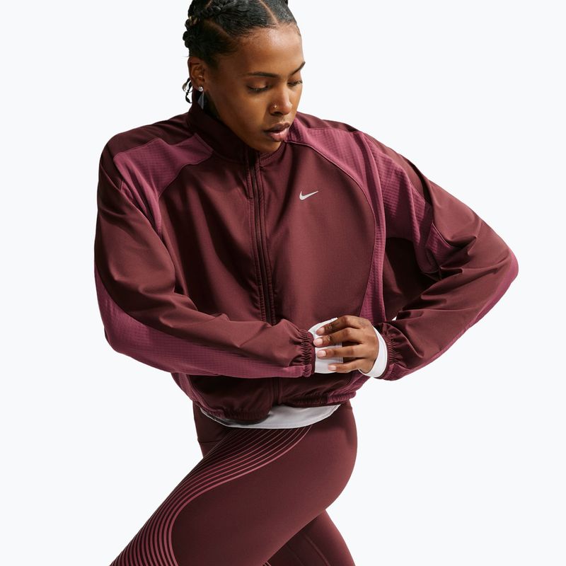 Дамско яке за бягане Nike Swift Mystic Dates/Pink Smoke 5