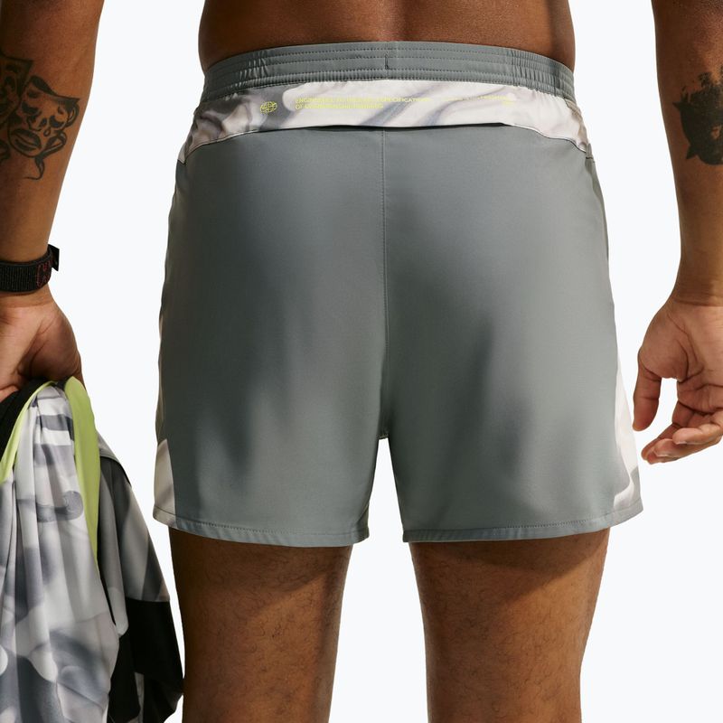 Мъжки шорти за бягане Nike Dri-Fit 4" smoke grey/black/light lemon twist 5