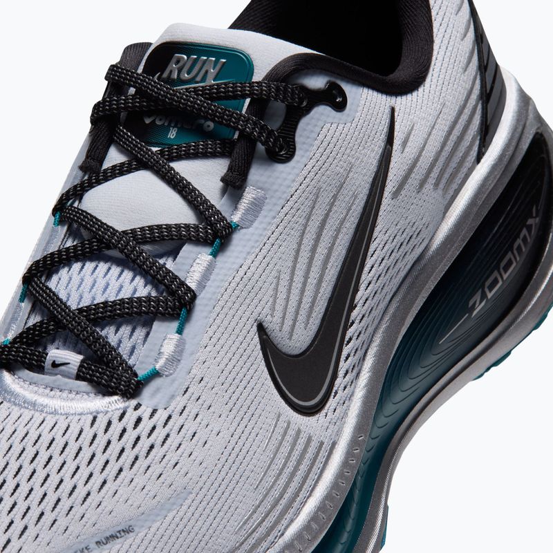 Мъжки обувки за бягане Nike Vomero 18 football grey/metallic cool grey/black 5