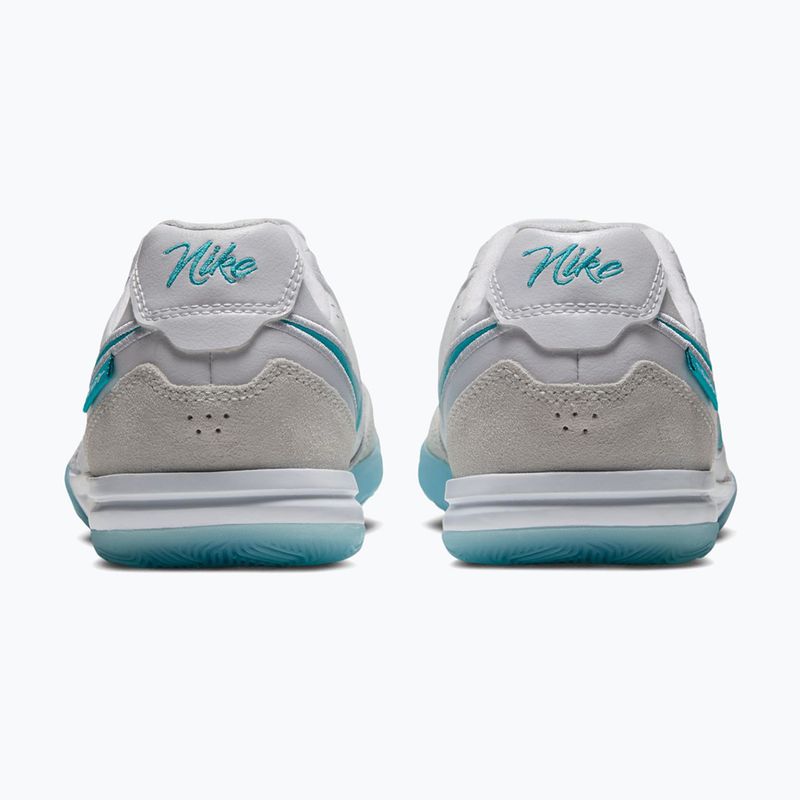 Детски футболни обувки Nike Tiempo Streetgato Jr white/white/dusty cactus 2
