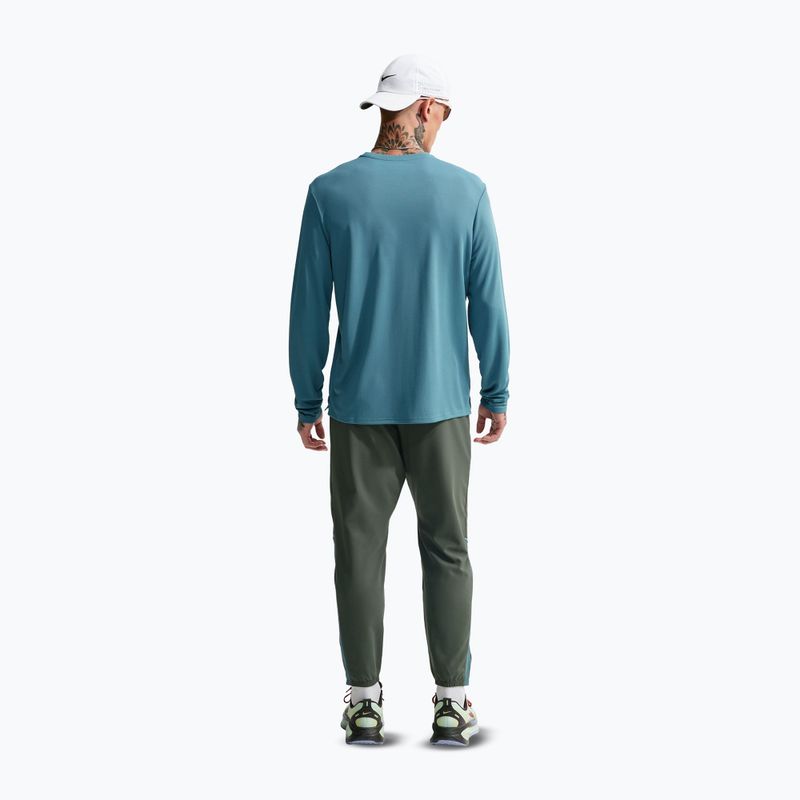 Мъжки панталони за бягане Nike Miler Dri-Fit Woven camo green/mineral slate 3