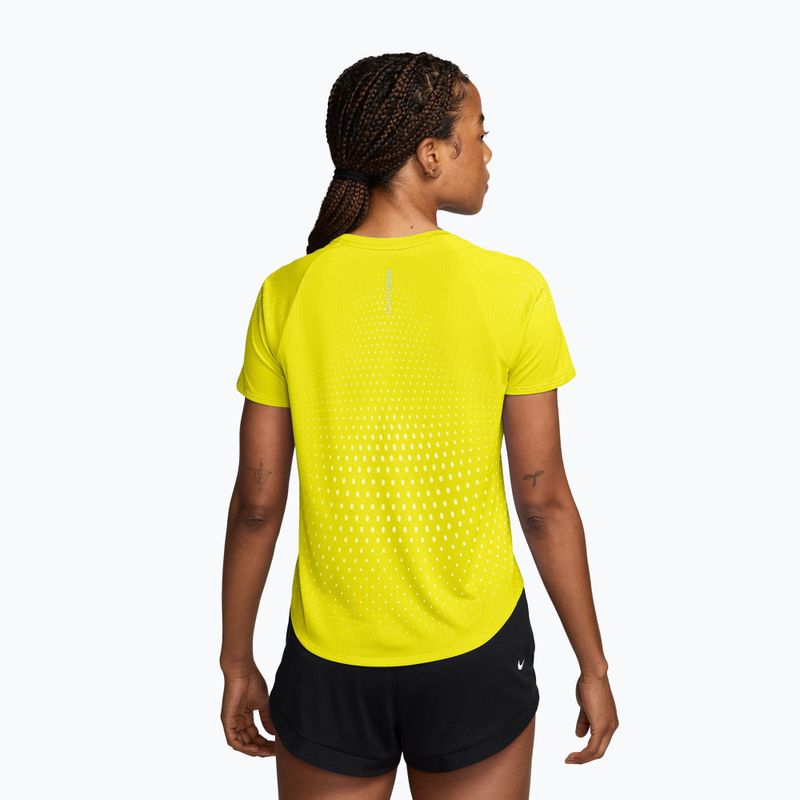Дамска тениска за бягане Nike Swift Aero-FIT lemon venom/white 2