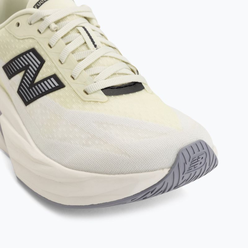 Дамски обувки за бягане New Balance FuelCell Rebel V5 pistachio butter/sea salt 7