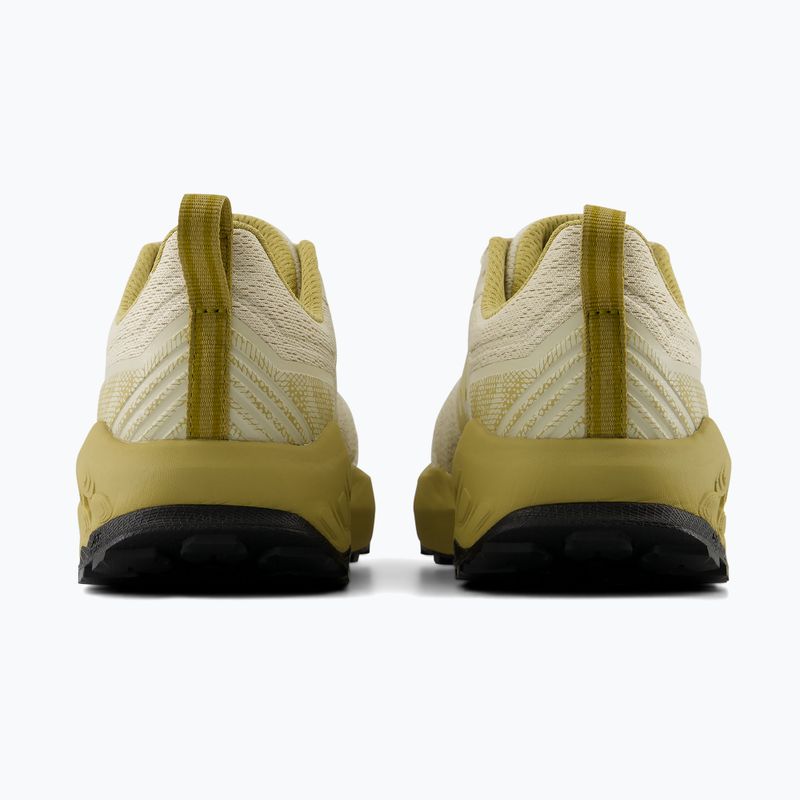 Мъжки обувки за бягане  New Balance Fresh Foam Garoe V2 quicksand/mars yellow 5