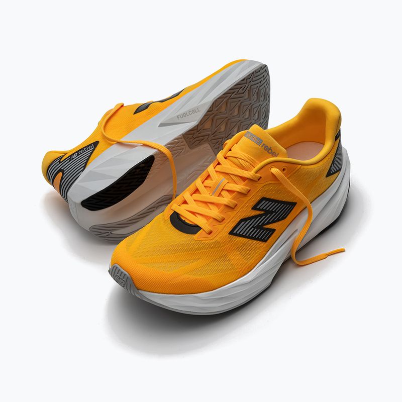 Дамски обувки за бягане New Balance FuelCell Rebel V5 satsuma orange/grey matter 2