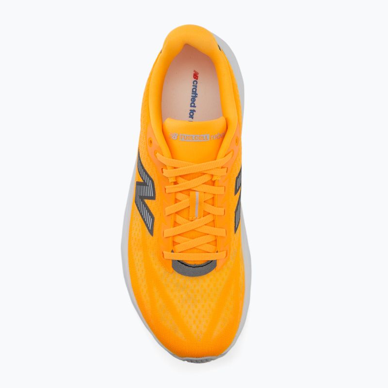 Мъжки обувки за бягане New Balance FuelCell Rebel V5 satsuma orange/grey matter 5