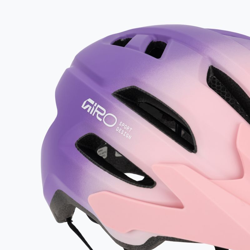 Детска велосипедна каска Giro Fixture II matte light pink/purple fade 8
