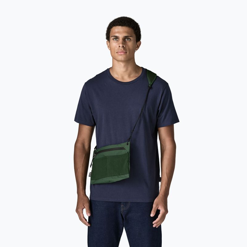 Чантичка  Patagonia Terravia Sacoche canopy green 2