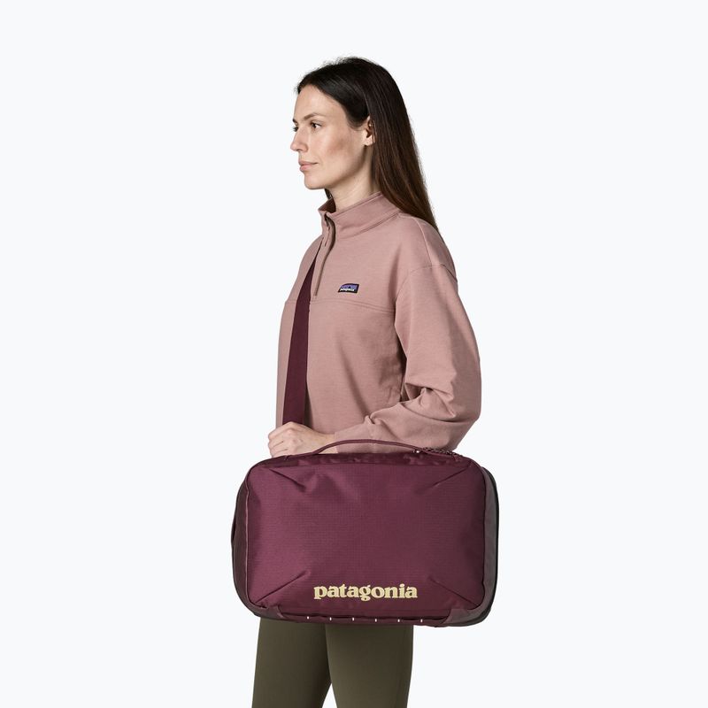 Туристическа раница Patagonia Black Hole Micro MLC 22 l berry fig 5