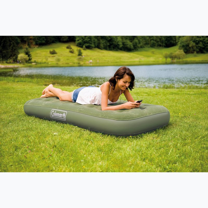 Надуваем матрак Coleman Maxi Comfort Bed Single 2