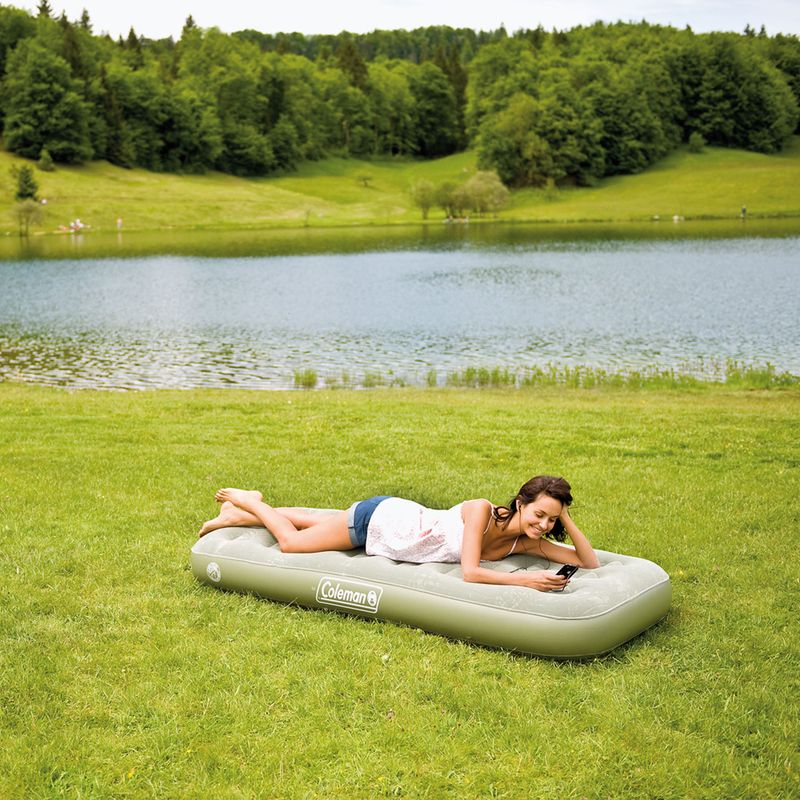 Надуваем матрак Coleman Maxi Comfort Bed Single 3