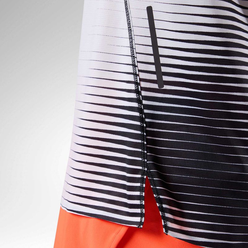 Мъжка тениска за бягане Rossignol Sapa Ultra Tee black line fogg 7