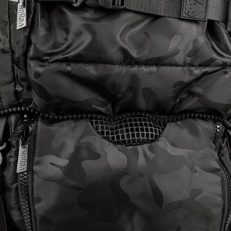 Тренировъчна раница Venum Challenger Xtrem black/dark camo 7