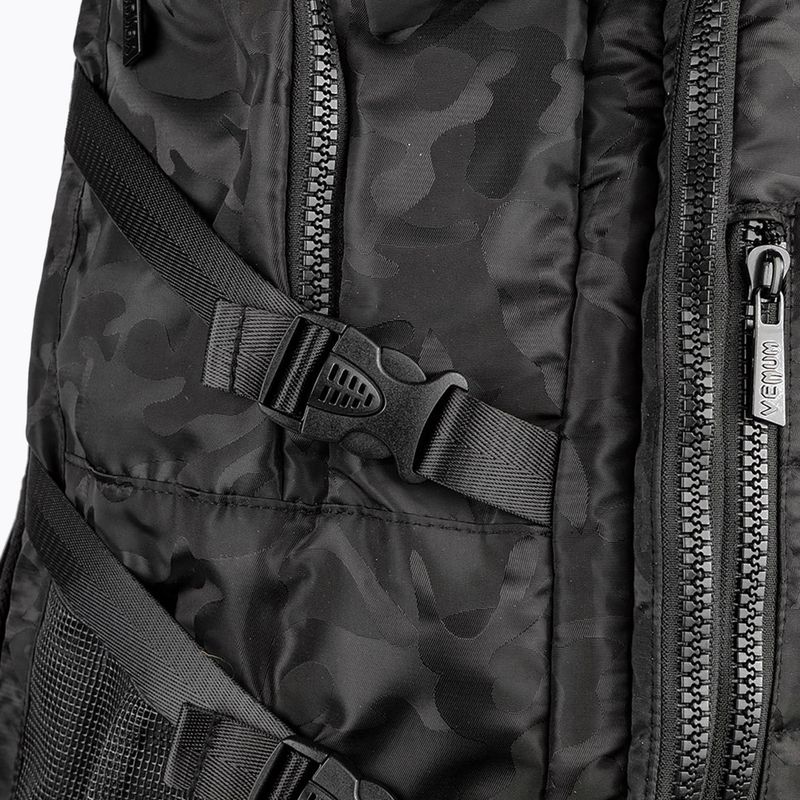 Тренировъчна раница Venum Challenger Xtrem black/dark camo 8