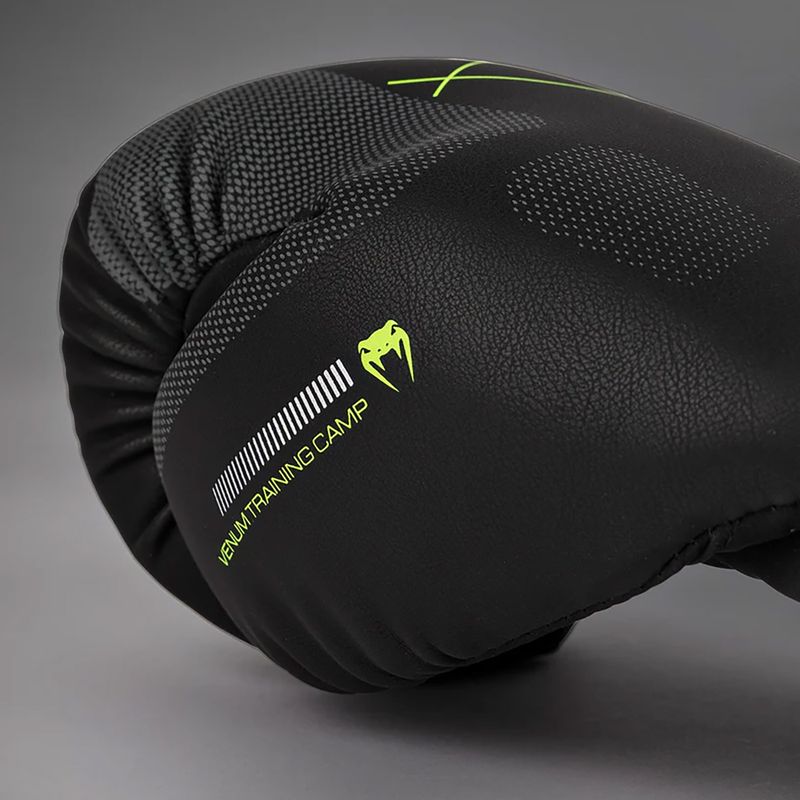 Боксови ръкавици Venum Training Camp 4.0 black/neo green 3