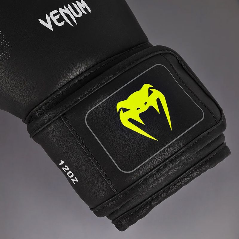 Боксови ръкавици Venum Training Camp 4.0 black/neo green 5
