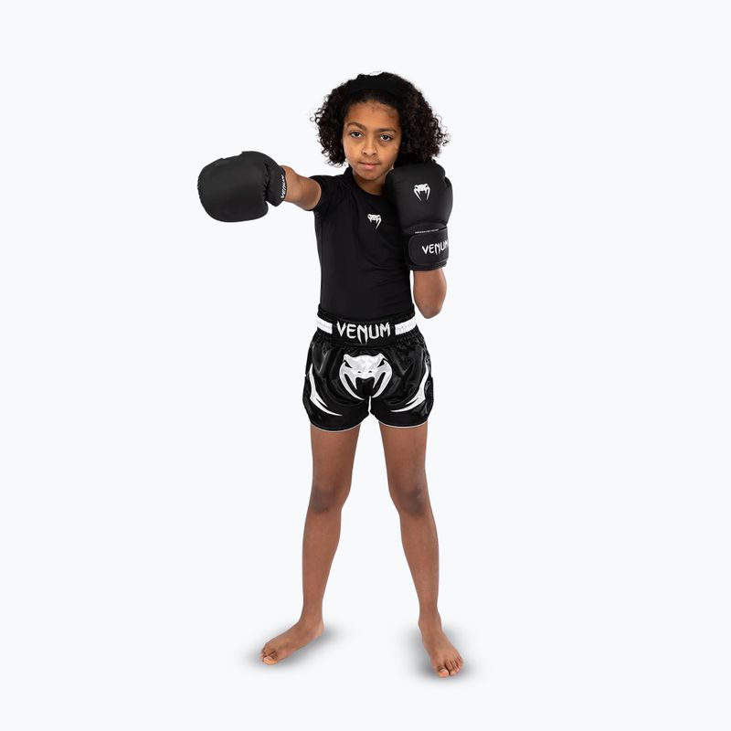 Детски тренировъчни шорти Venum Inferno Muay Thai Jr черни 2