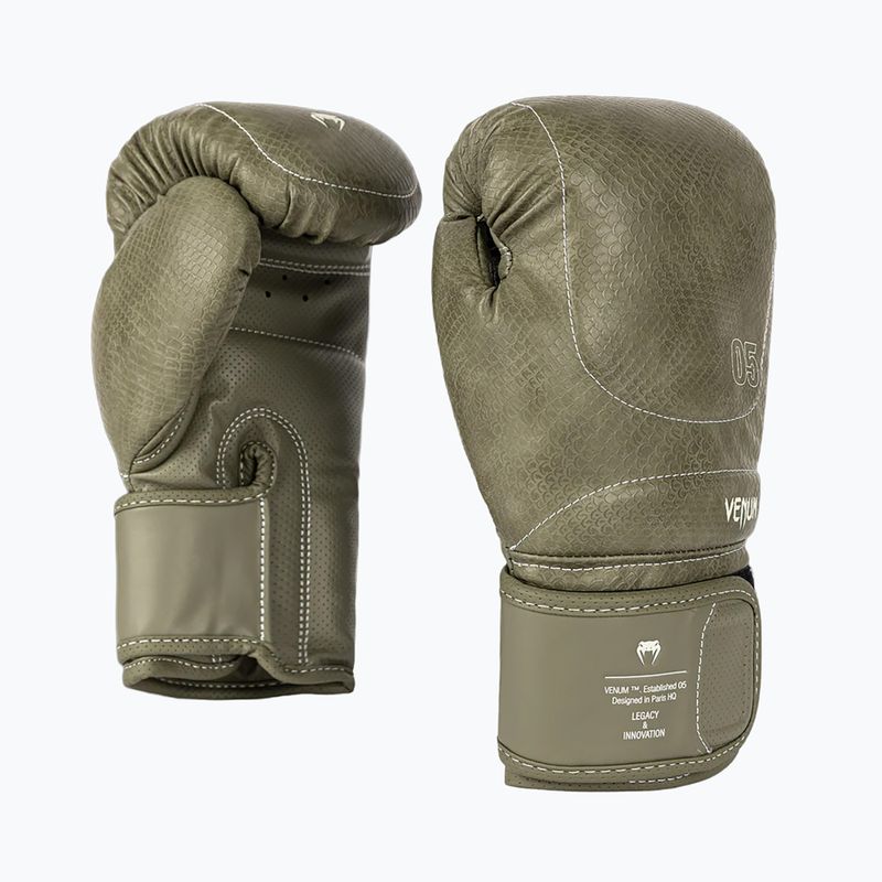 Боксови ръкавици Venum Impact Evo Scales Boxing army green 3