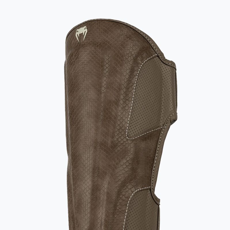 Протектори за пищяли и стъпала Venum Impact Evo Scales Shinguards brown 3