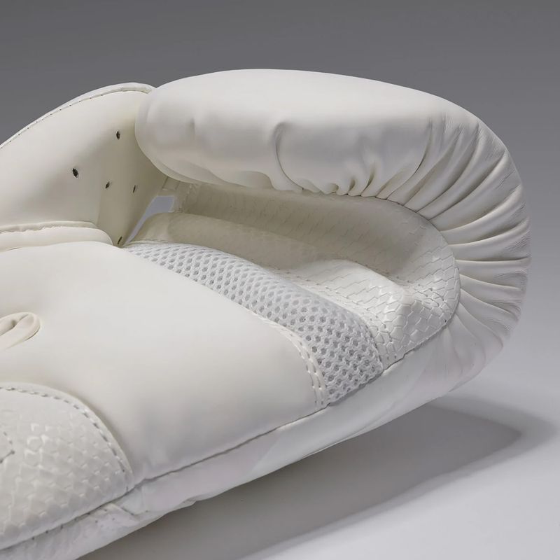 Мъжки боксови ръкавици Venum Challenger 4.0 ivory 3